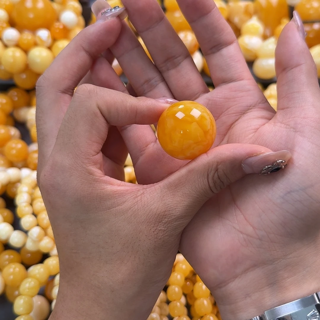 蜜蜡未镶嵌珠宝奇石