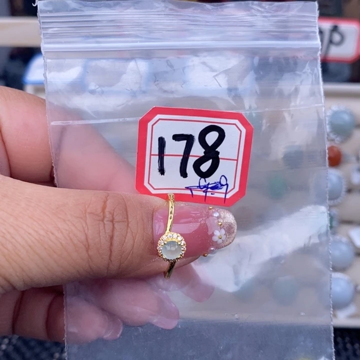 未镶嵌戒指翡翠缅甸