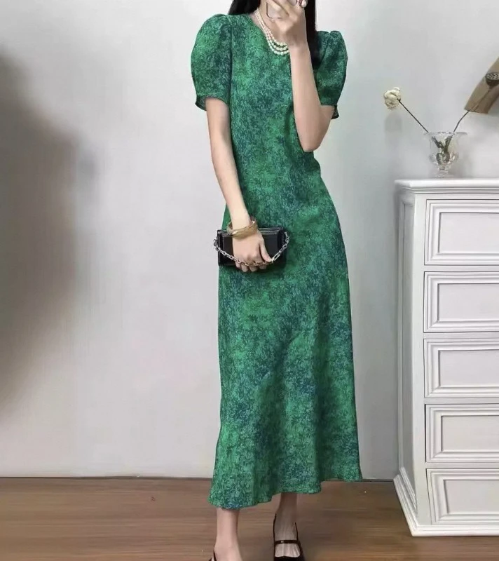 欧货时尚百搭洋气款桑蚕丝连衣裙(不退换，理性下单)