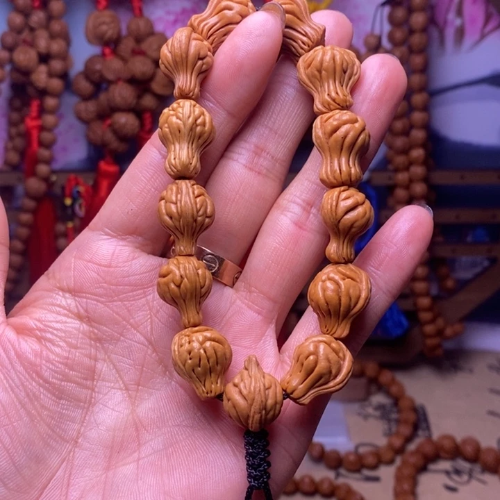 吊坠桃核龙纹桃枭