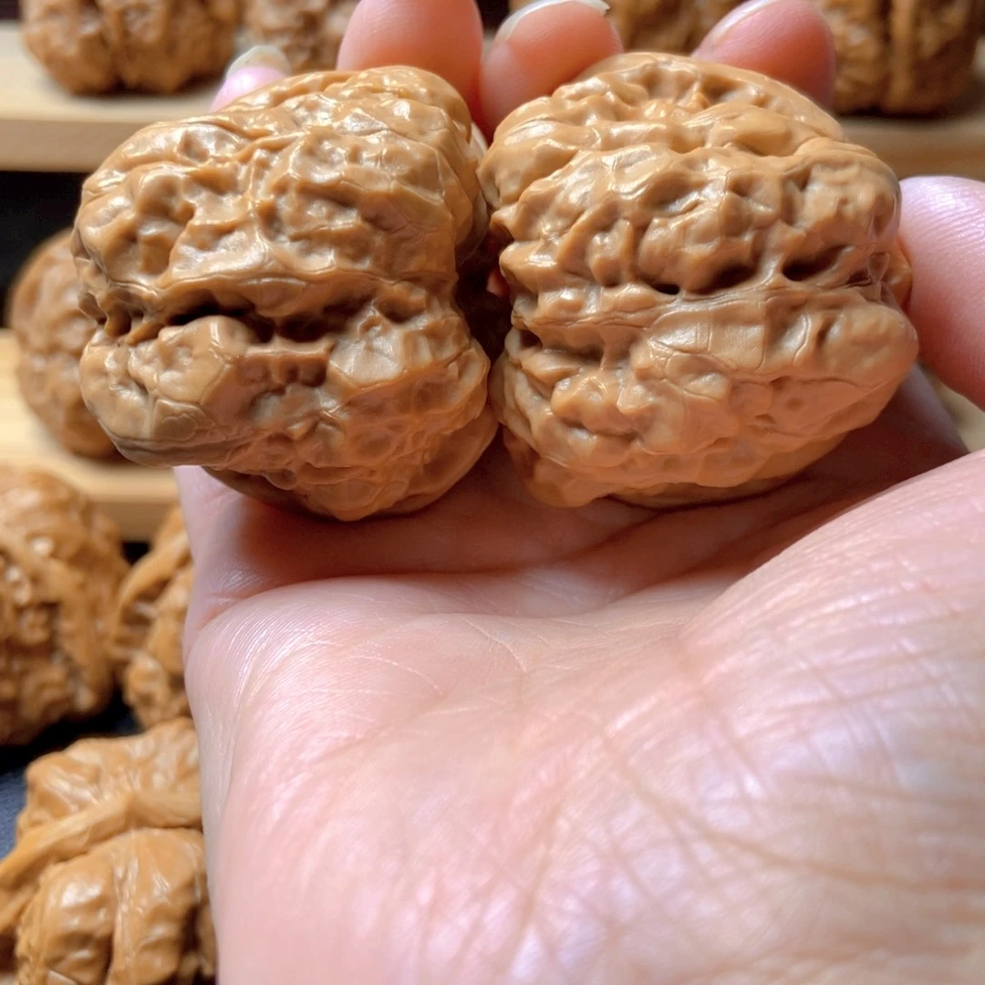 为***梦吊坠文玩核桃蛤蟆头