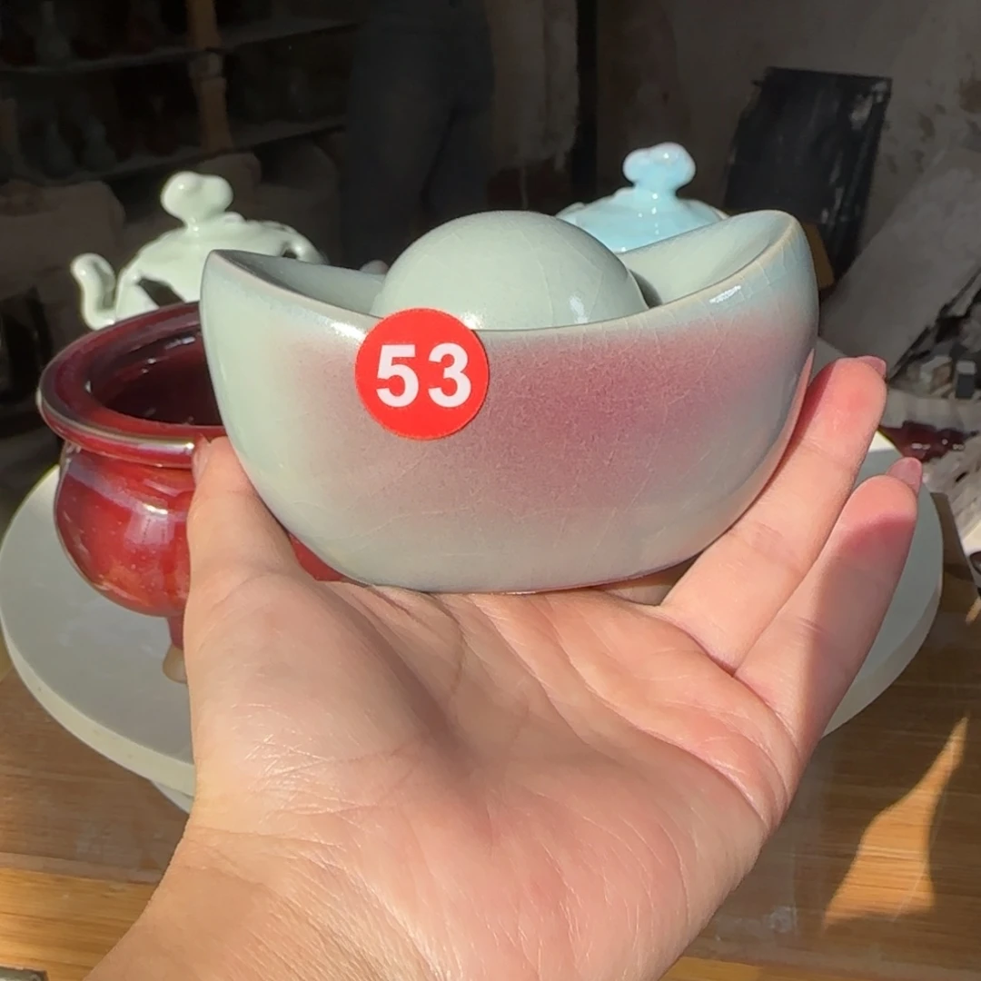 摆件瓷郑家钧窑摆件