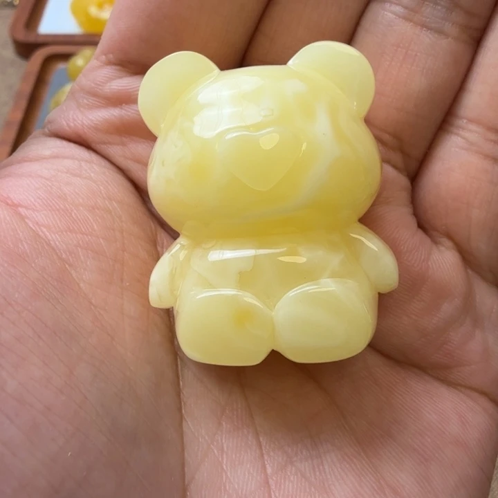 琥珀未镶嵌裸石熊