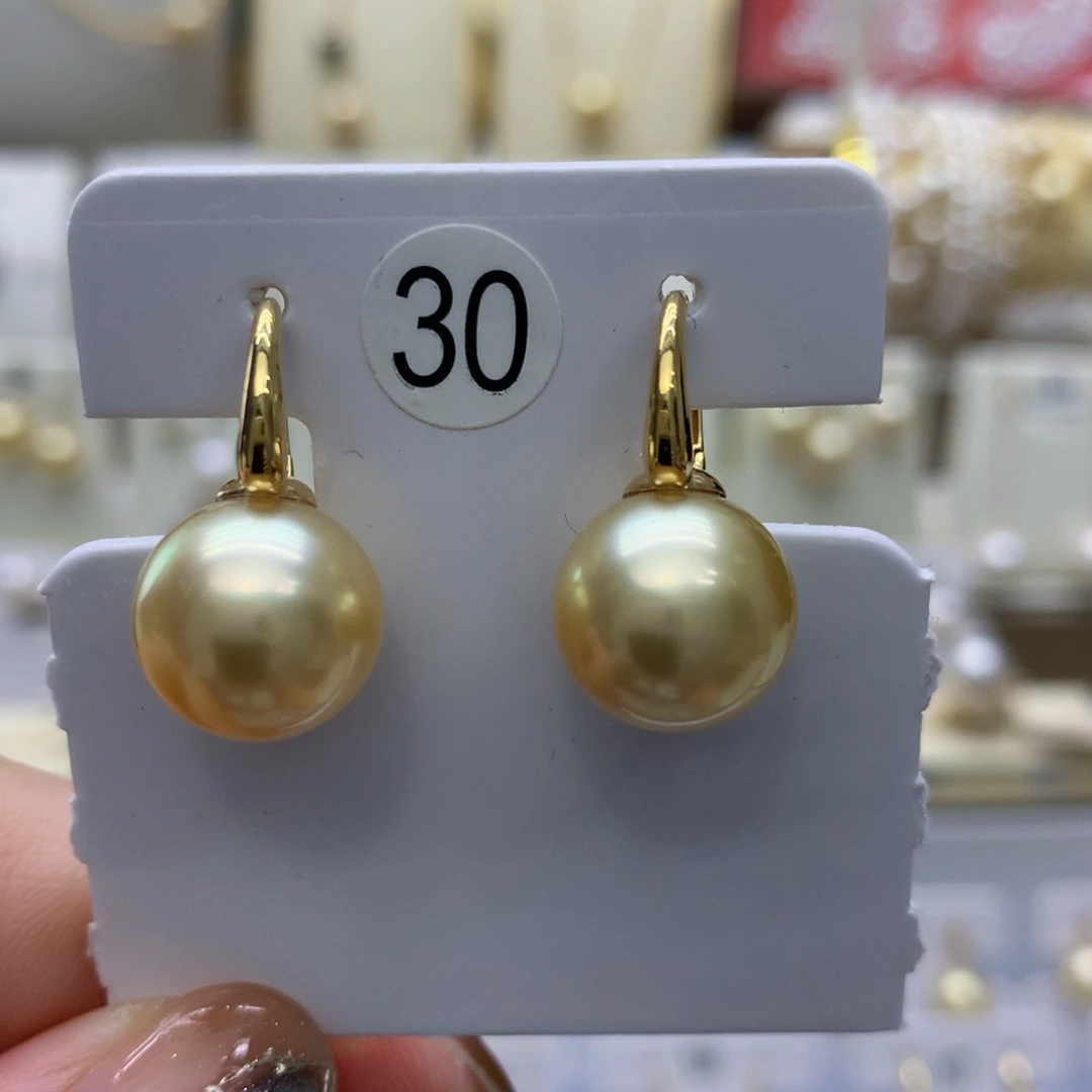 18K金镶嵌耳饰海水珍珠