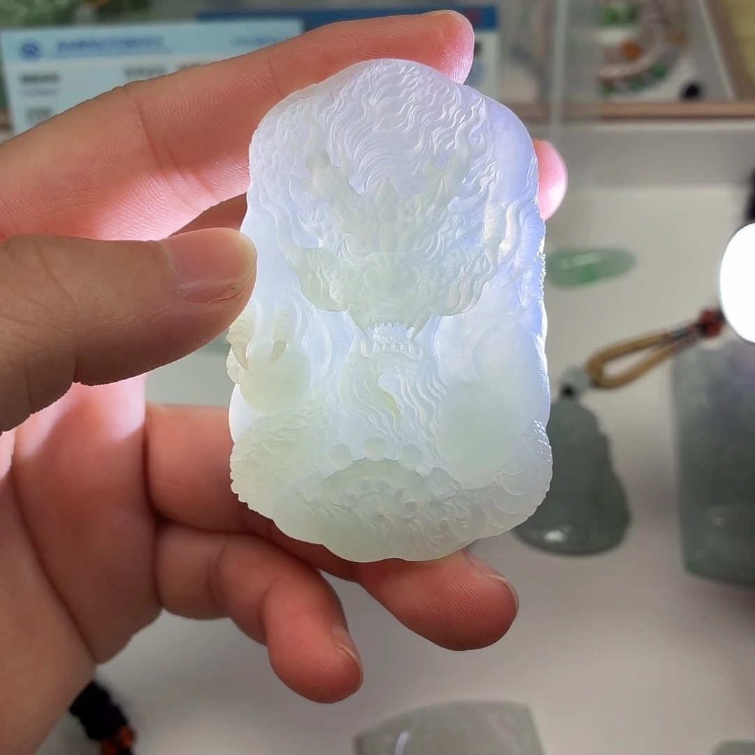 未镶嵌定制翡翠龙牌
