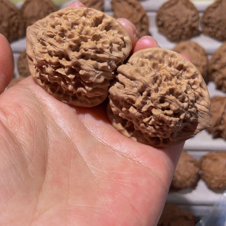 【闪购商品】文玩核桃吊坠官帽