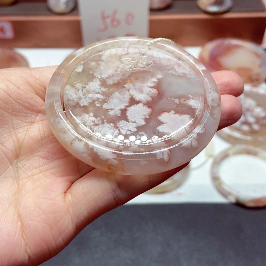 陌***问玛瑙/玉髓未镶嵌手镯