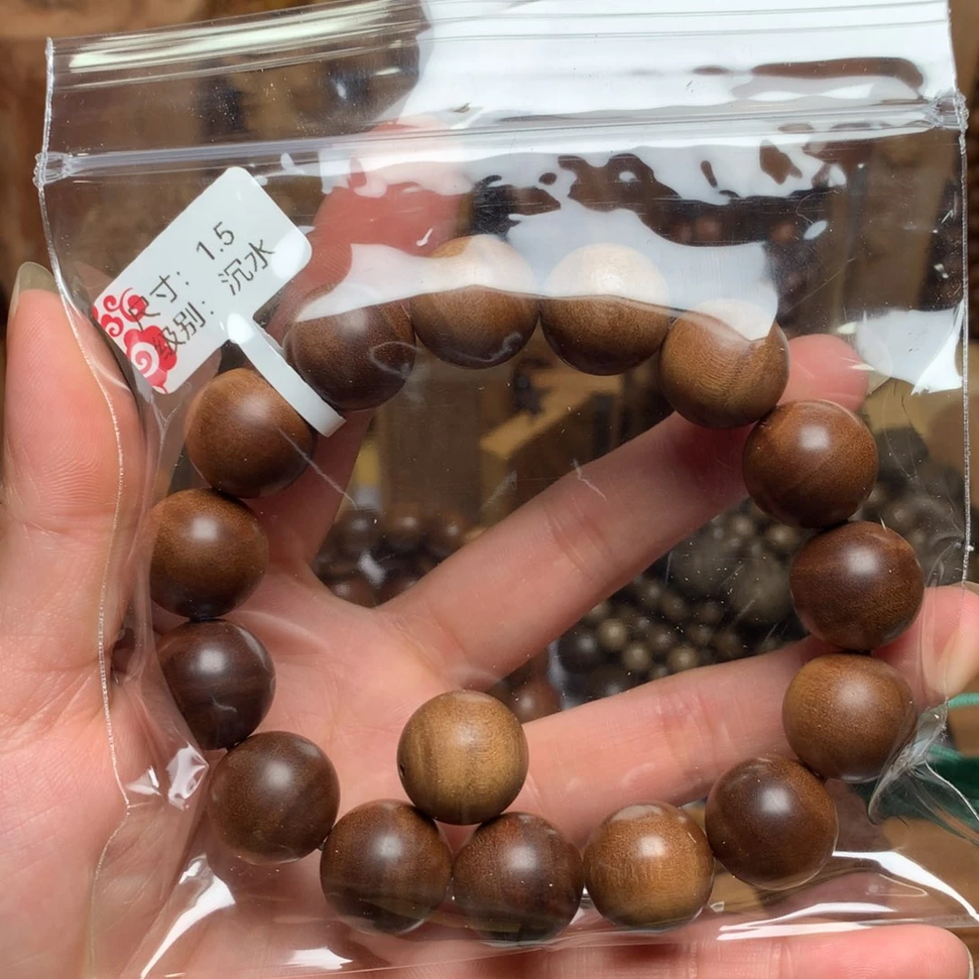 檀香木手串/手链大*老山檀香1.5老风化虫漏沉水料单圈