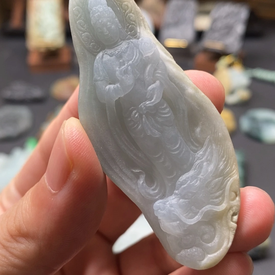 定制翡翠未镶嵌观音