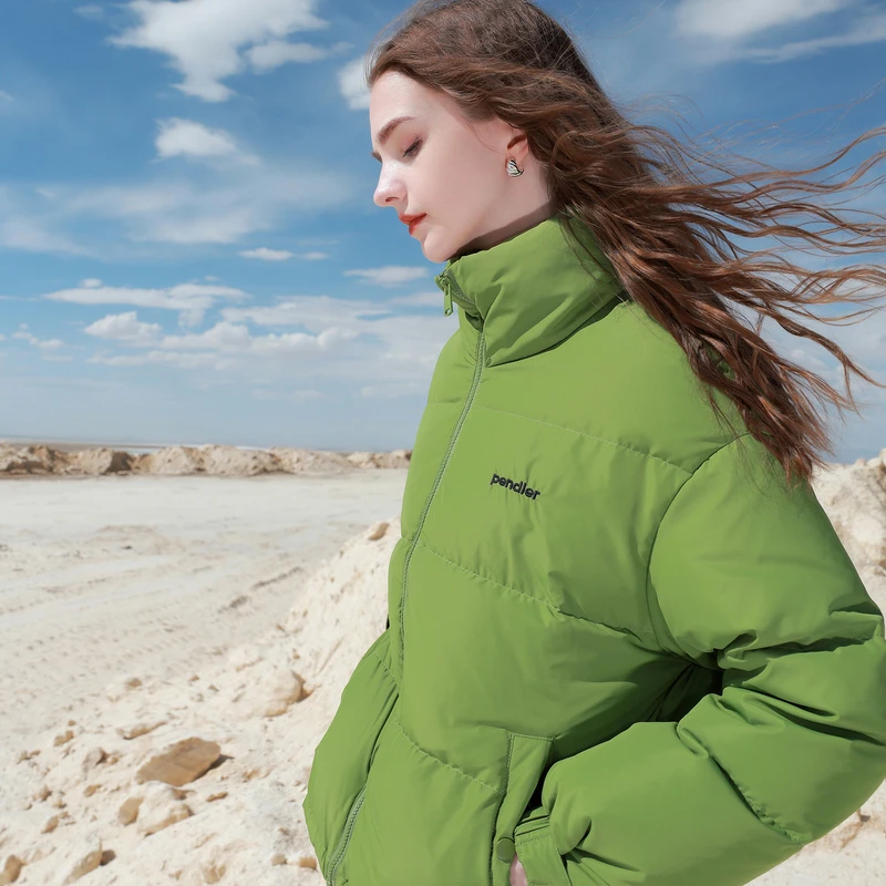 三彩2025冬季新款短款羽绒服字母刺绣90白鸭绒面包服易打理M