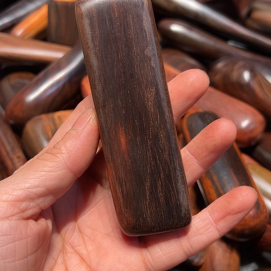 交趾黄檀（大红酸枝）常****】