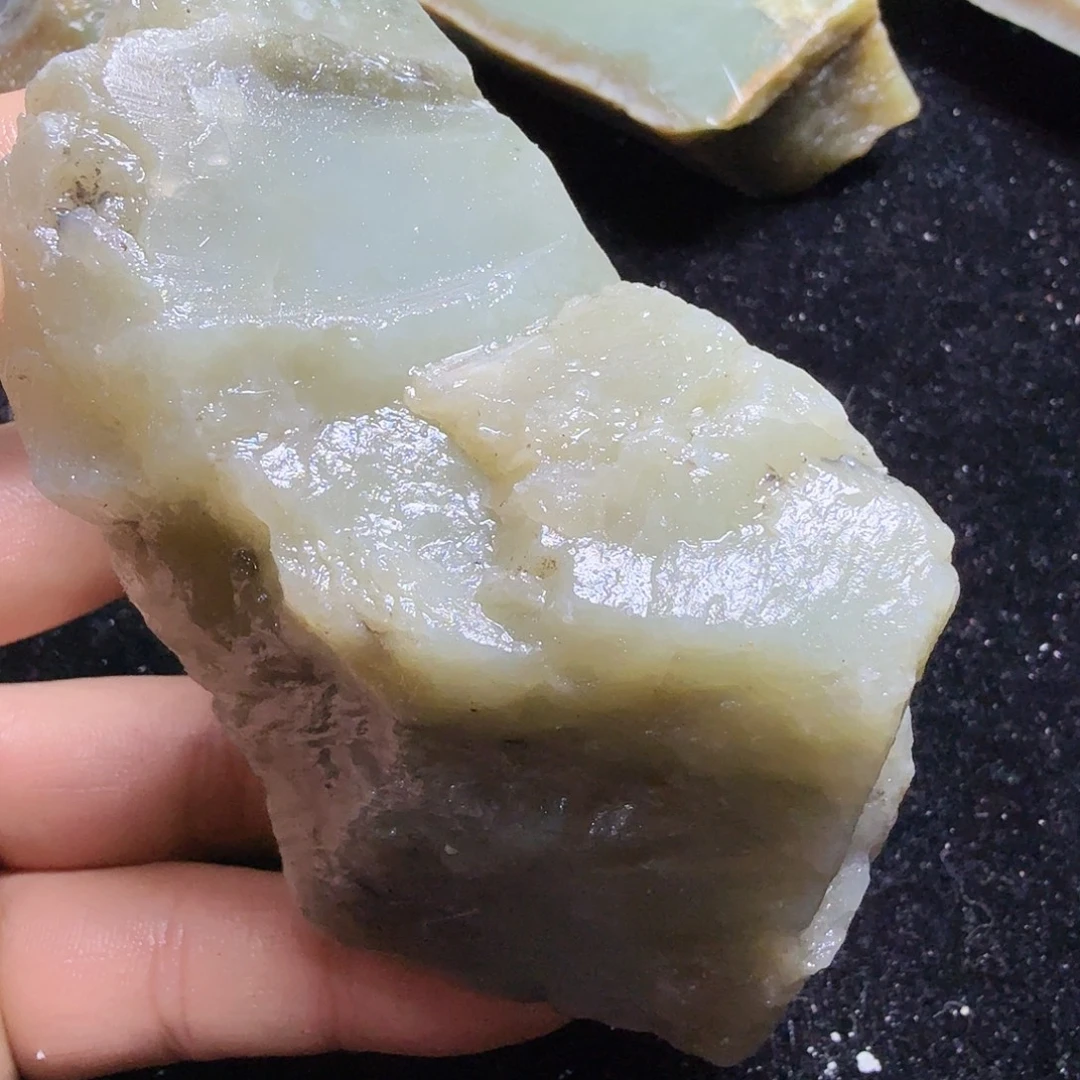 和田玉（糖玉）未镶嵌珠宝半成品