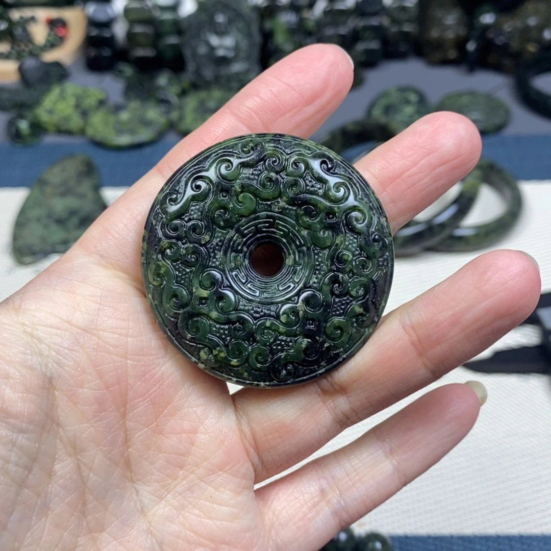 蛇纹石玉吊坠(不含链)未镶嵌譚*甜