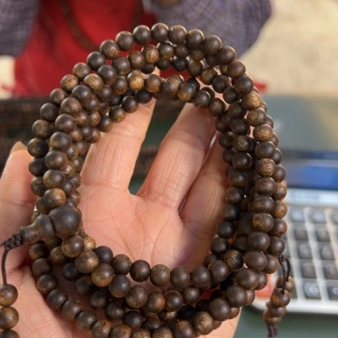 沉香手串蓝宝石沉浮14克卡0.6多样性发1条