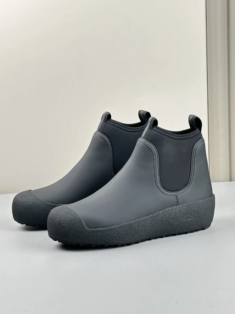 情侣款皮毛一体保暖时尚雪地靴短靴雪地靴秋冬高帮厚底黑色丝绸皮