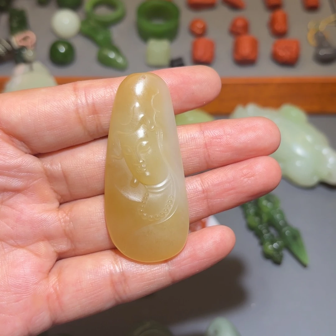 和田玉未镶嵌颈饰俄*汇