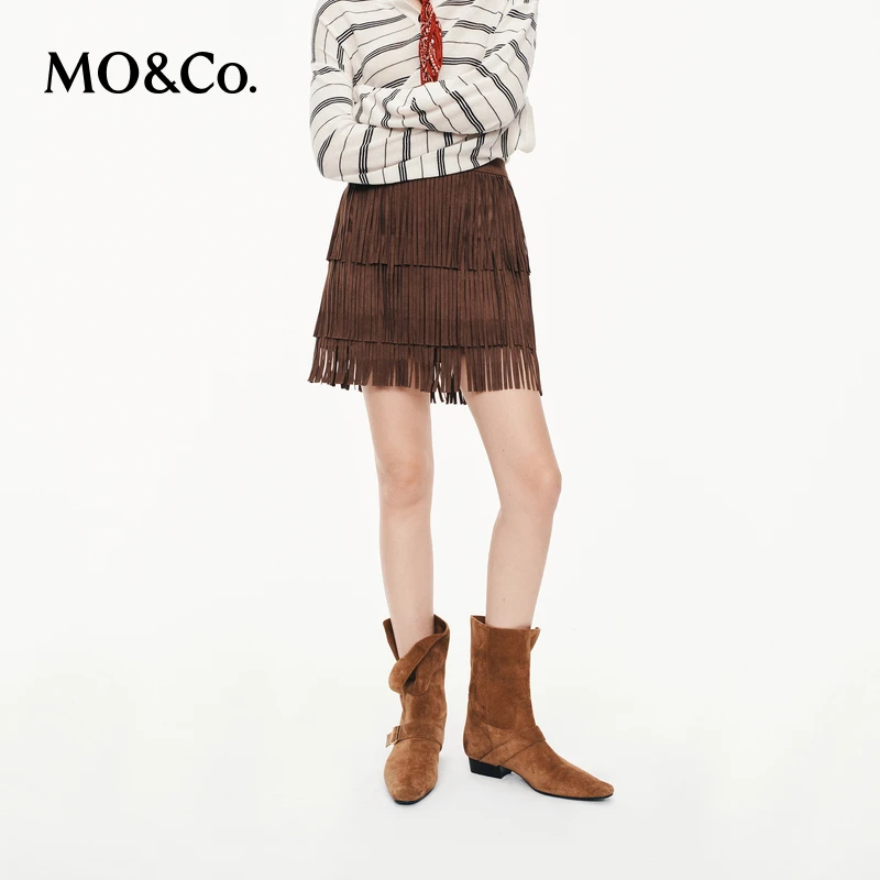 MOCO短裙2025秋新品波西米亚棕绒高腰流苏蛋糕裙半身裙MBE3SKT041