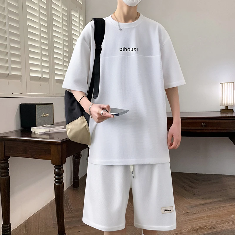 夏季2025新款速干透气短袖短裤时尚搭配两件套薄潮牌运动套装男士