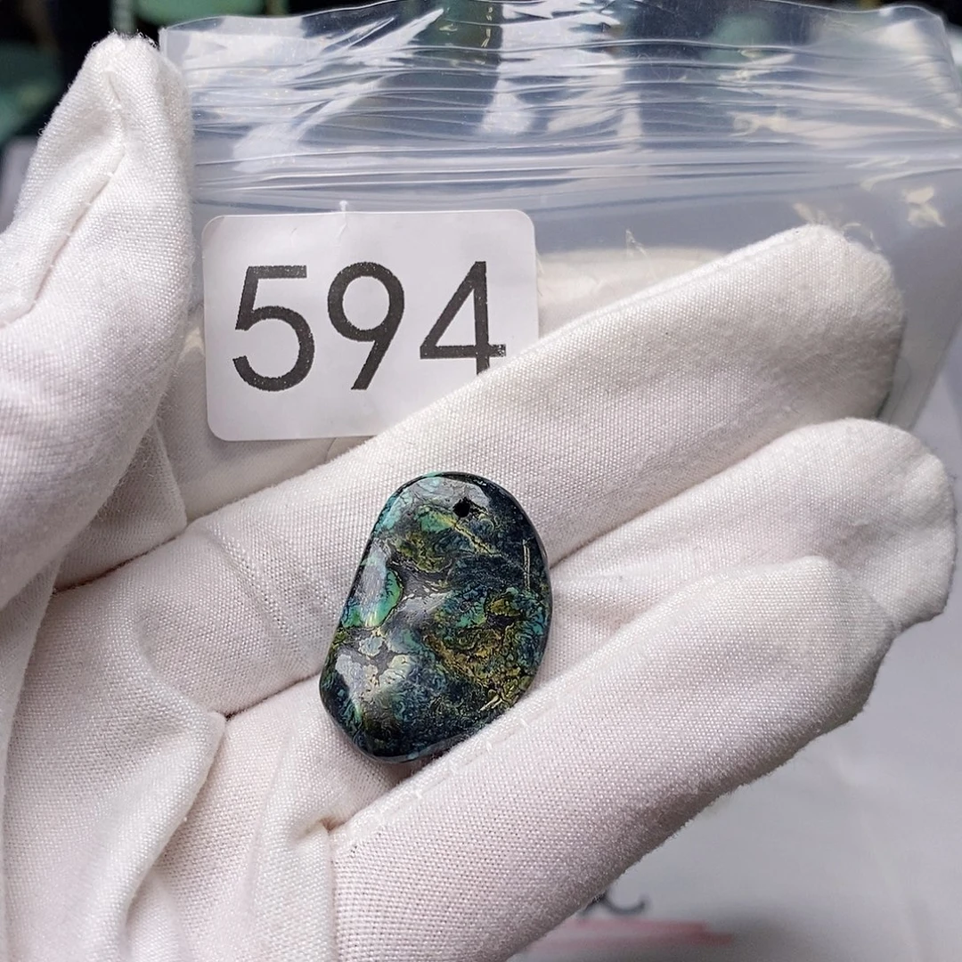 绿松石未镶嵌珠宝半成品