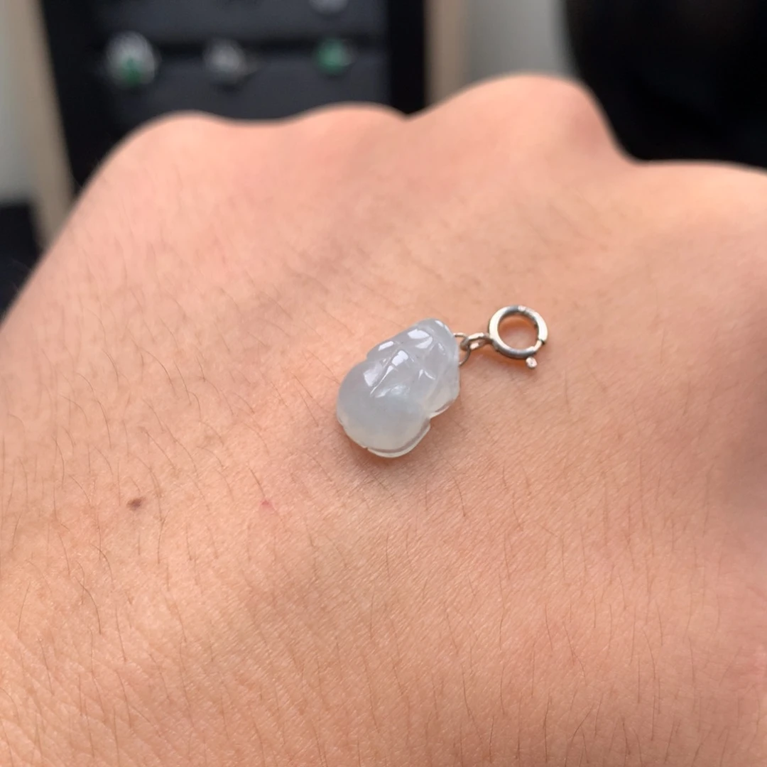 颈饰未镶嵌翡翠天然