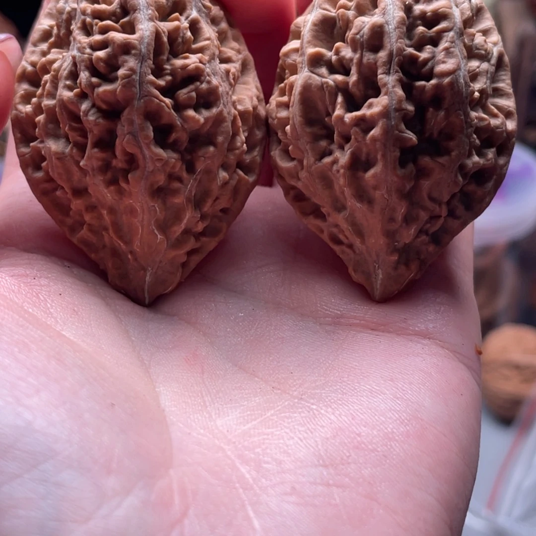 文玩核桃把件楸刀鱼100