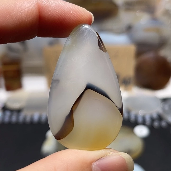 玛瑙/玉髓未镶嵌颈饰