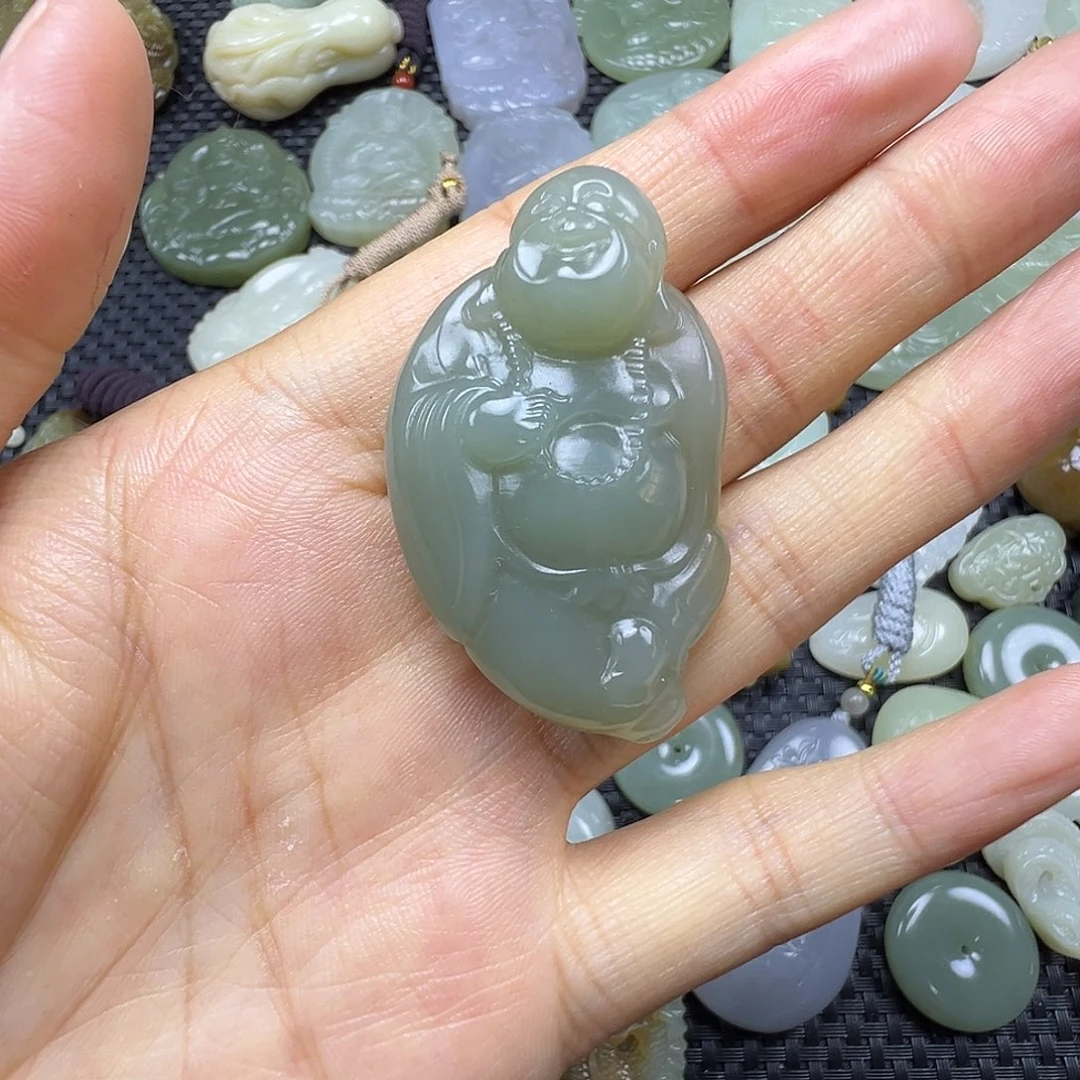 和田玉未镶嵌吊坠(赠链)卡47.3