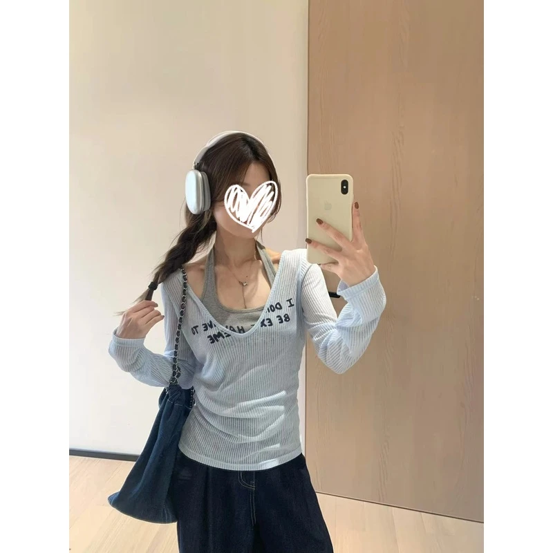 纯欲风叠穿挂脖背心T恤女2025新款镂空防晒针织罩衫套装秋季