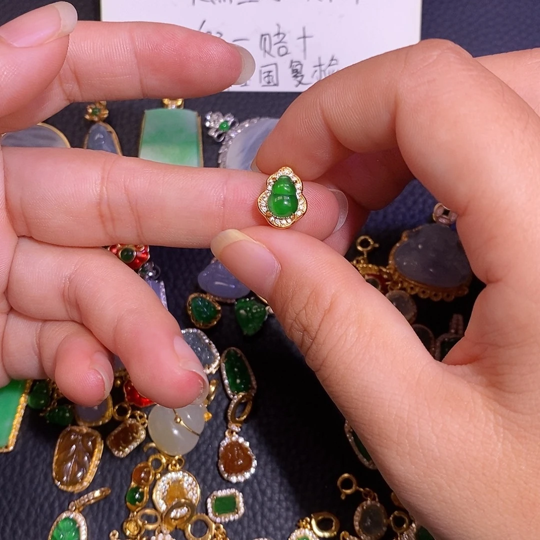 翡翠银S925镶嵌颈饰