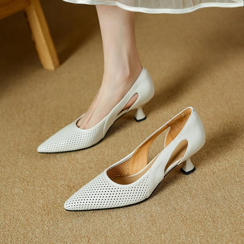 法式复古透气镂空洞洞皮单鞋女20025新款夏细跟百搭配裙子高跟