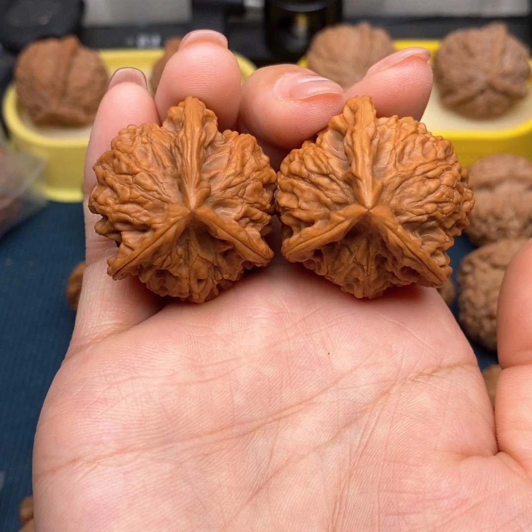 文玩核桃吊坠盘山35.36