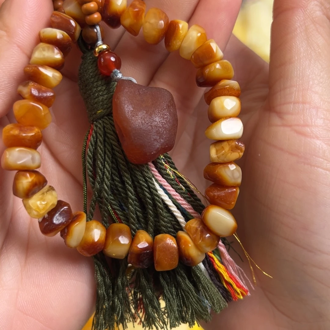 蜜蜡未镶嵌裸石蜜蜡