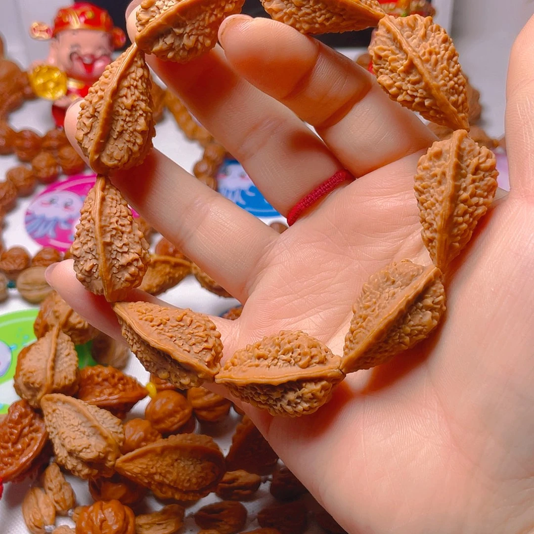 海***洋吊坠文玩核桃绣花鞋