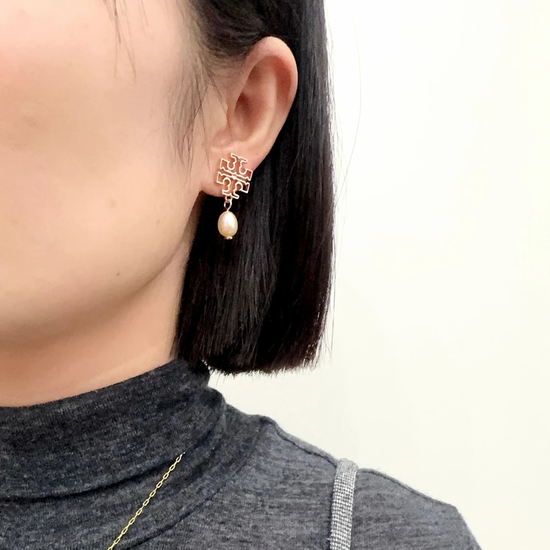 合金仿珍珠耳饰 双T镂空粉色珍珠耳钉192485908176