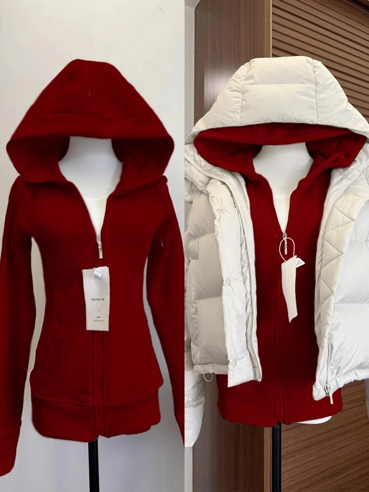 红色卫衣外套女秋冬款本命年新年穿搭修身正肩2025套装红上衣内搭