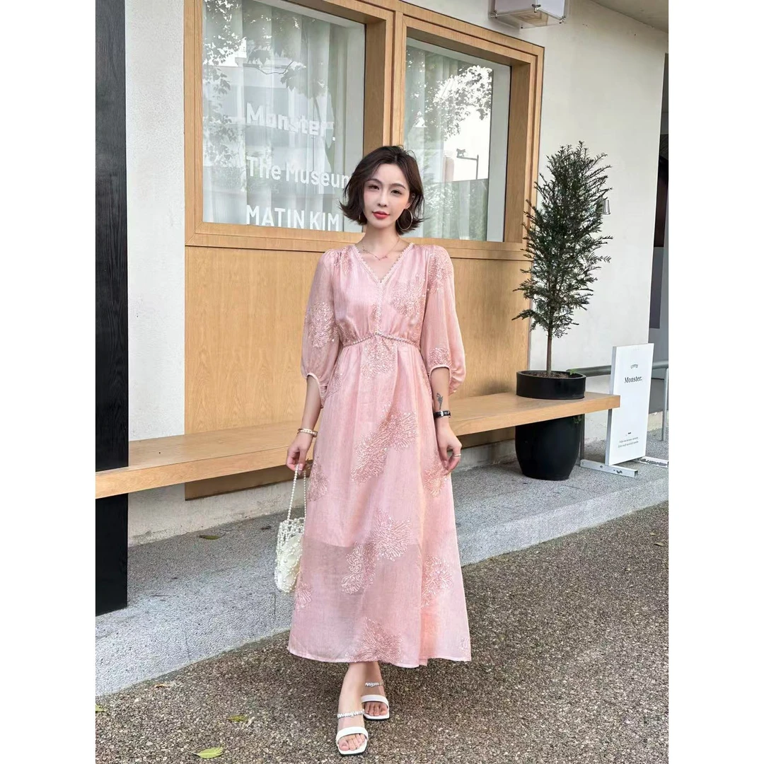 DS52907回味依衣高级感时尚设计师收腰连衣裙