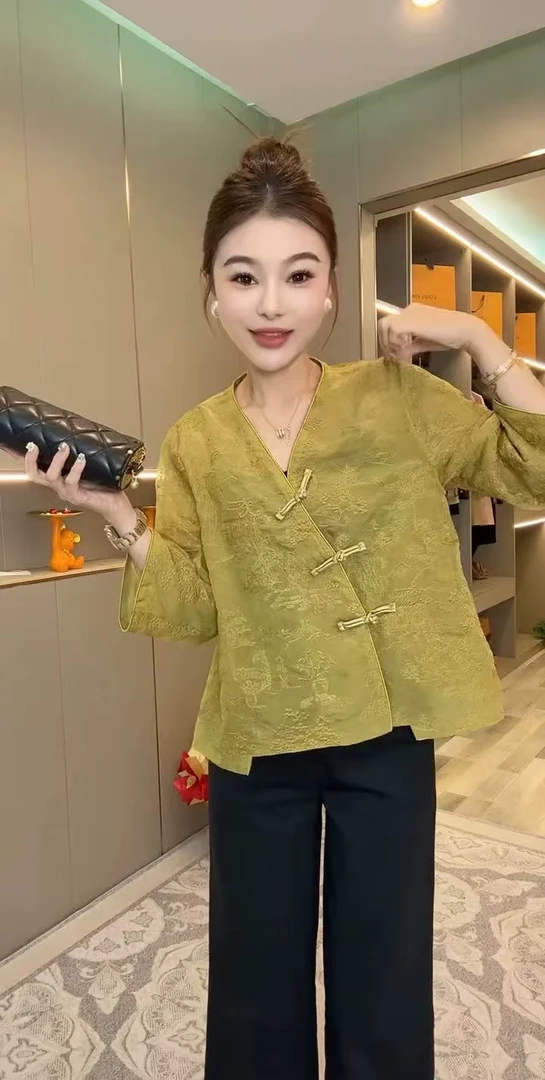 防晒女宫廷风薄款V领刺绣短外套提花重工春夏唐装百搭绣花