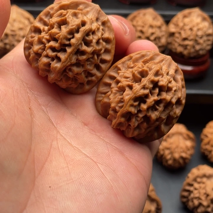 今***吗文玩核桃吊坠37尺寸