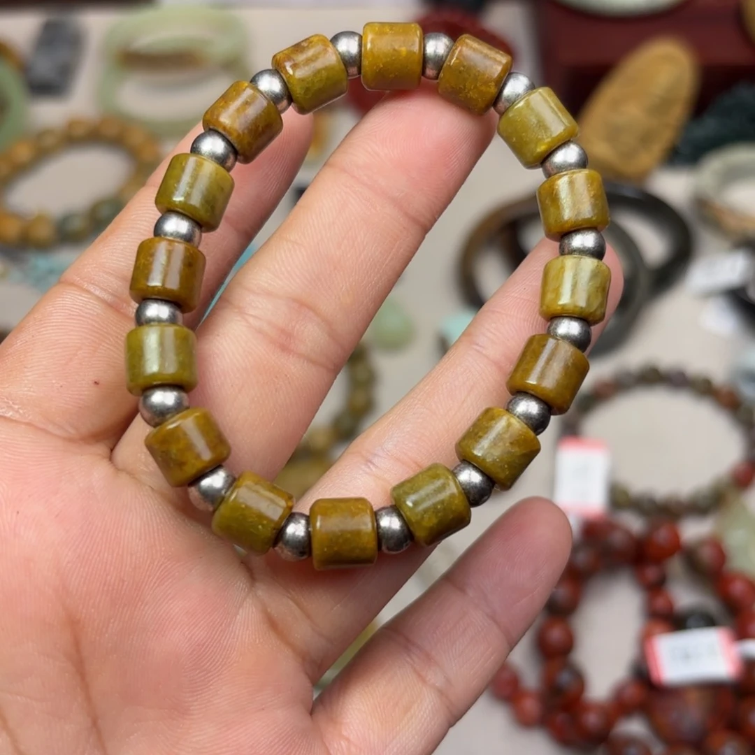 岫岩河磨玉（透闪石质玉）颈饰未镶嵌弦*