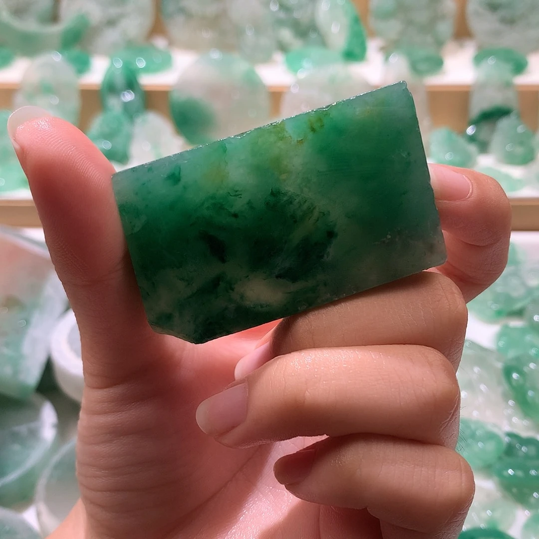 石英质玉未镶嵌珠宝半成品