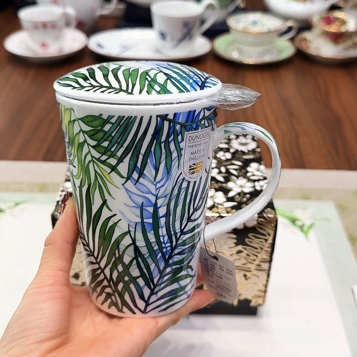 瓷片杯子杯子杯子水杯杯子水杯