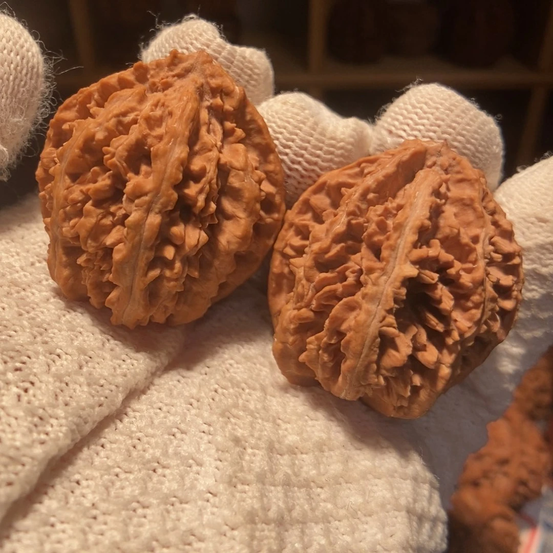 文玩核桃吊坠满天星虎头