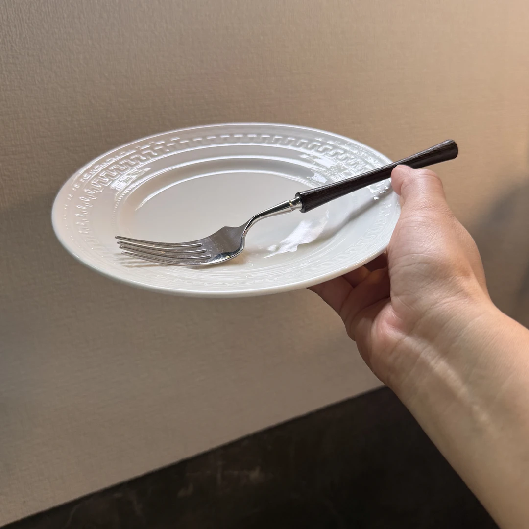 7.8英寸复古花纹出口款浅盘子