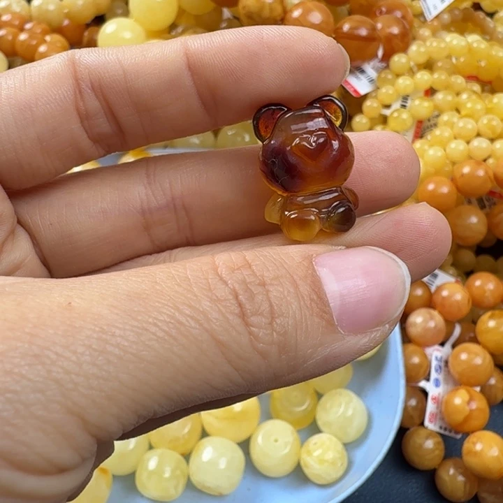 琥珀未镶嵌珠宝奇石