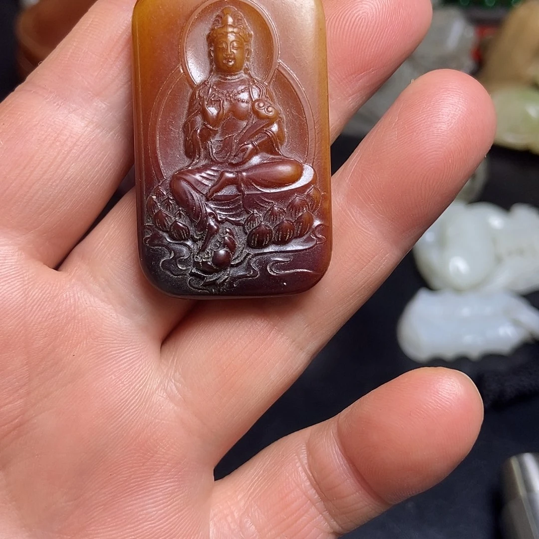 和田玉（糖玉）未镶嵌挂件