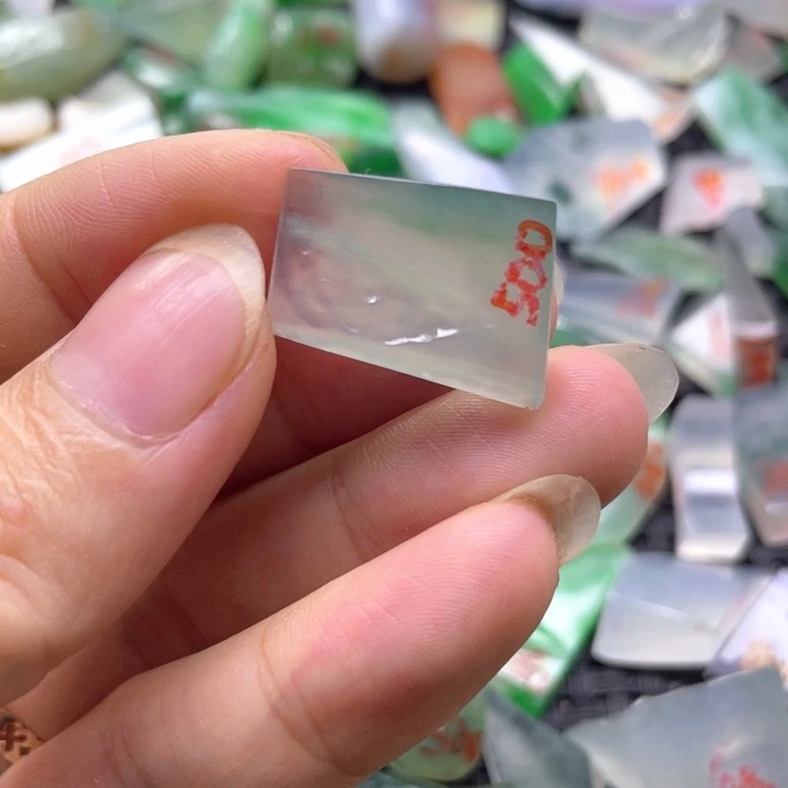 定制翡翠未镶嵌天然缅甸翡翠