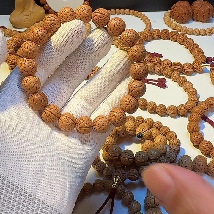 吊坠桃核桃核野生小尺寸肥