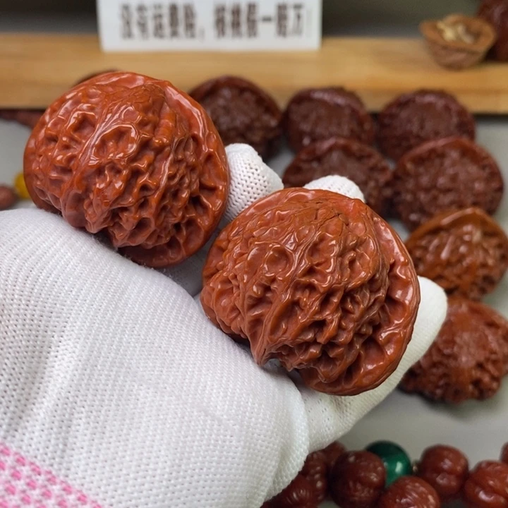 文玩核桃把件宋*勋宫灯