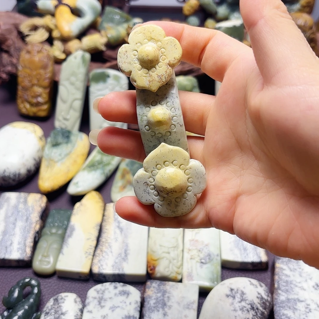 岫岩河磨玉（透闪石质玉）未镶嵌挂件