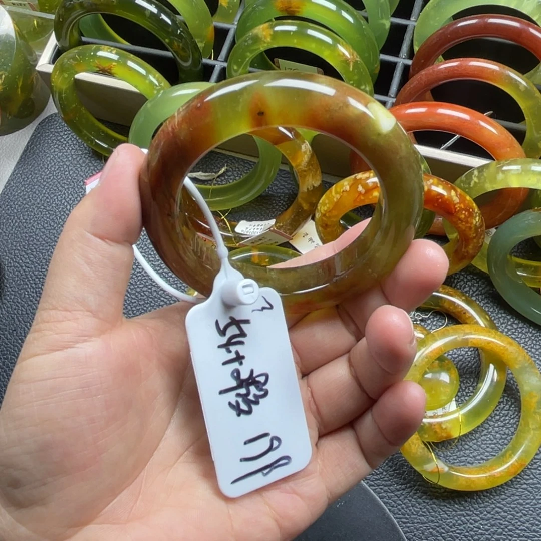 未镶嵌蛇纹石玉手镯有裂手镯特价不退不换